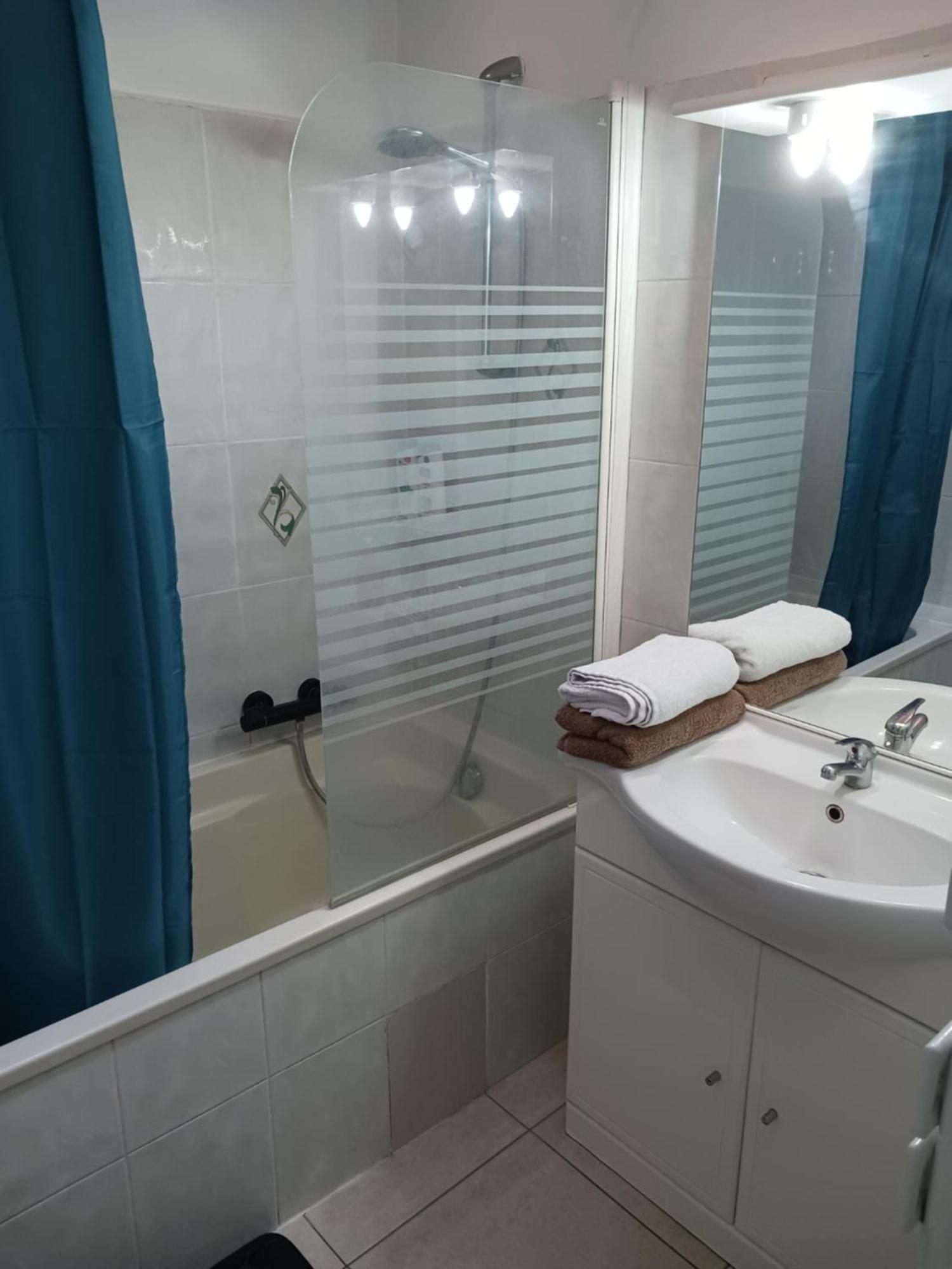 Chambre Privee Climatisee Chez Particulier, Wifi Apartman Perpignan Kültér fotó